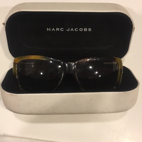 Marc Jacobs Sunglasses main image 6